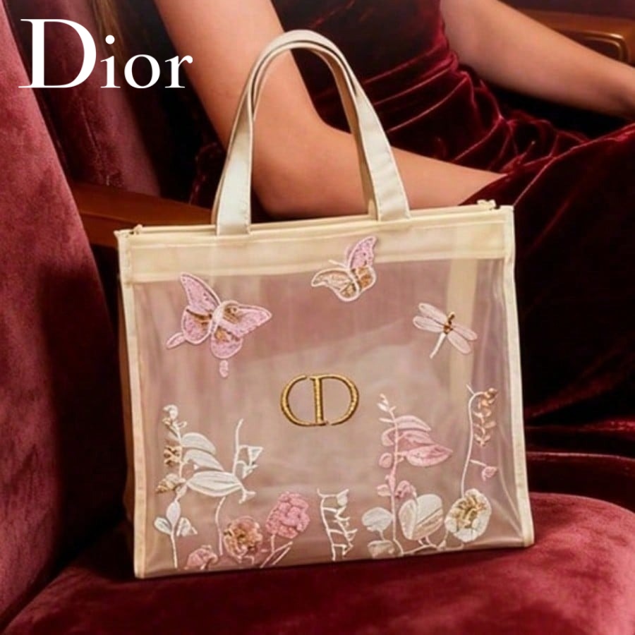 Christian Dior Dior'un Çantası - Travel Accessories Luxury incelemesi ve fiyatı