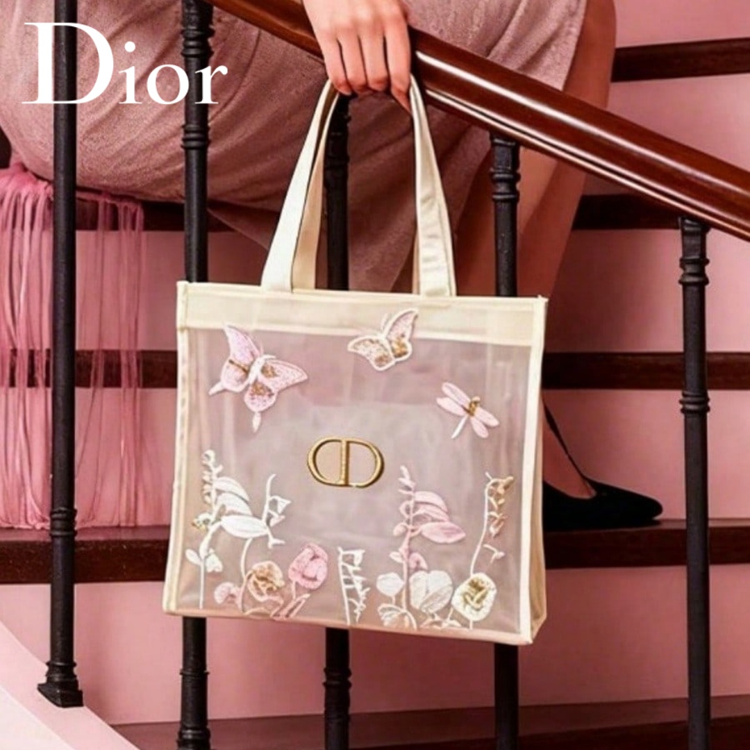 Christian Dior Dior'un Çantası - Travel Accessories Luxury incelemesi ve fiyatı
