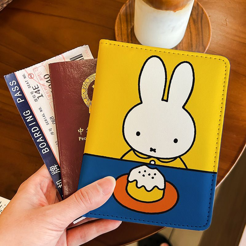 Sevimli Miffy Pasaport Tutucu  - Travel Accessories Overseas incelemesi ve fiyatı
